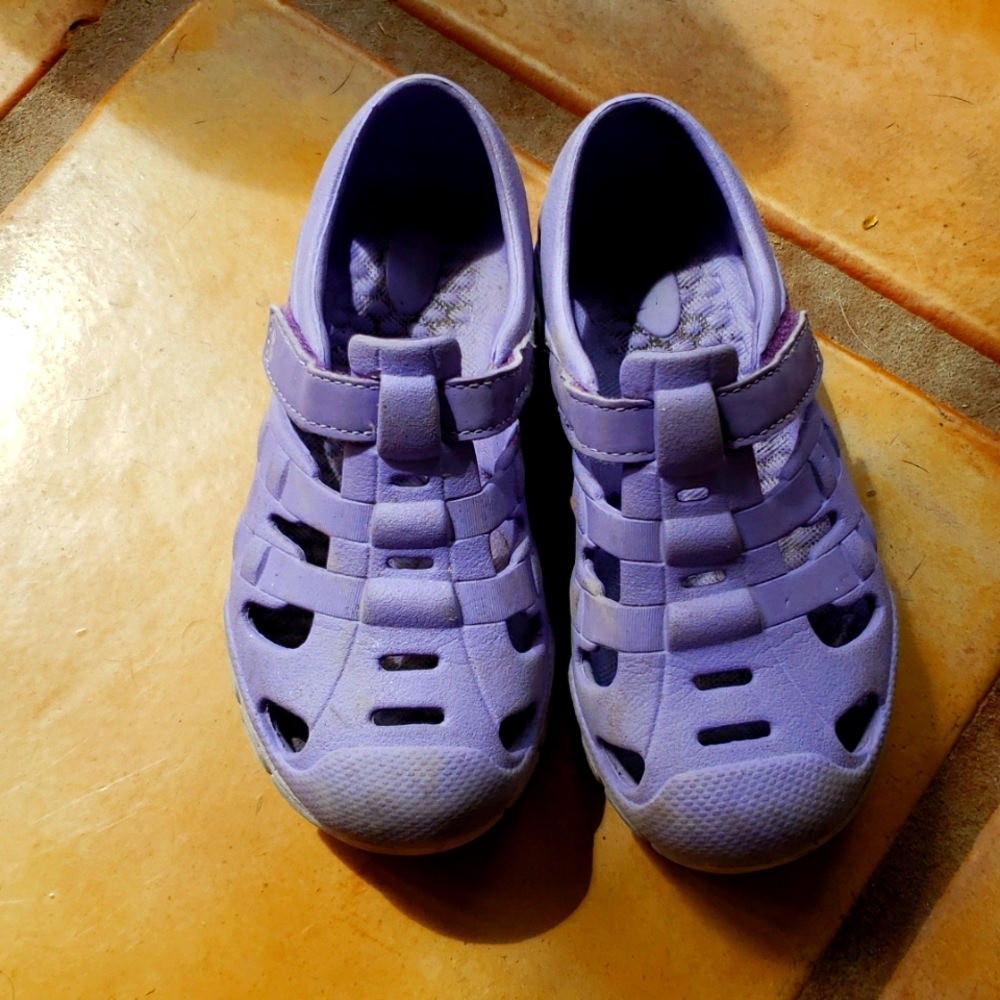Stride rite sandals with velcro straps